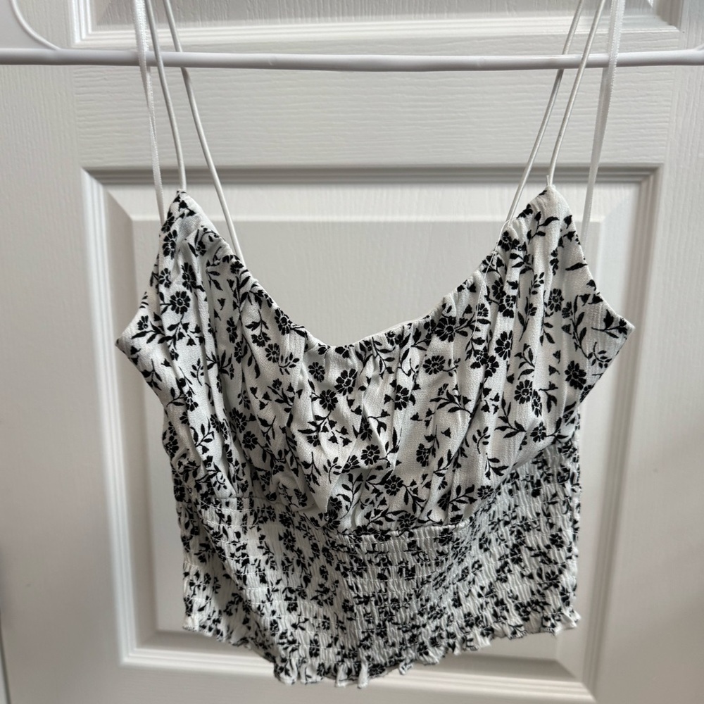 Crop Top - Fashion Nova BRAND NEW